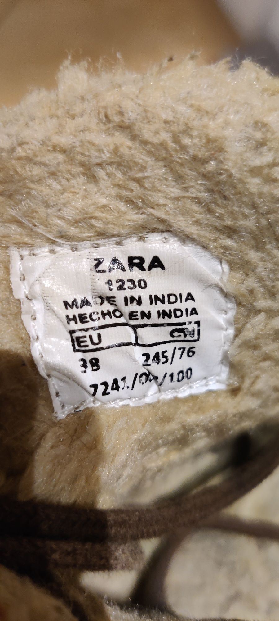 Buty zimowe skórzane zamszowe 38 Zara musztarda unisex na zimę kożusze