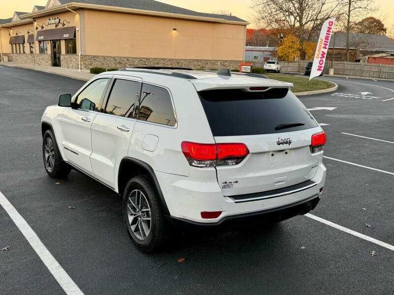 2017 Jeep Grand Cherokee