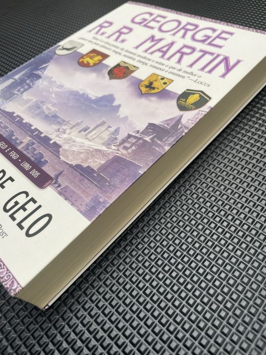 Cronicas de gelo e fogo livro 2- guerra dos tronos