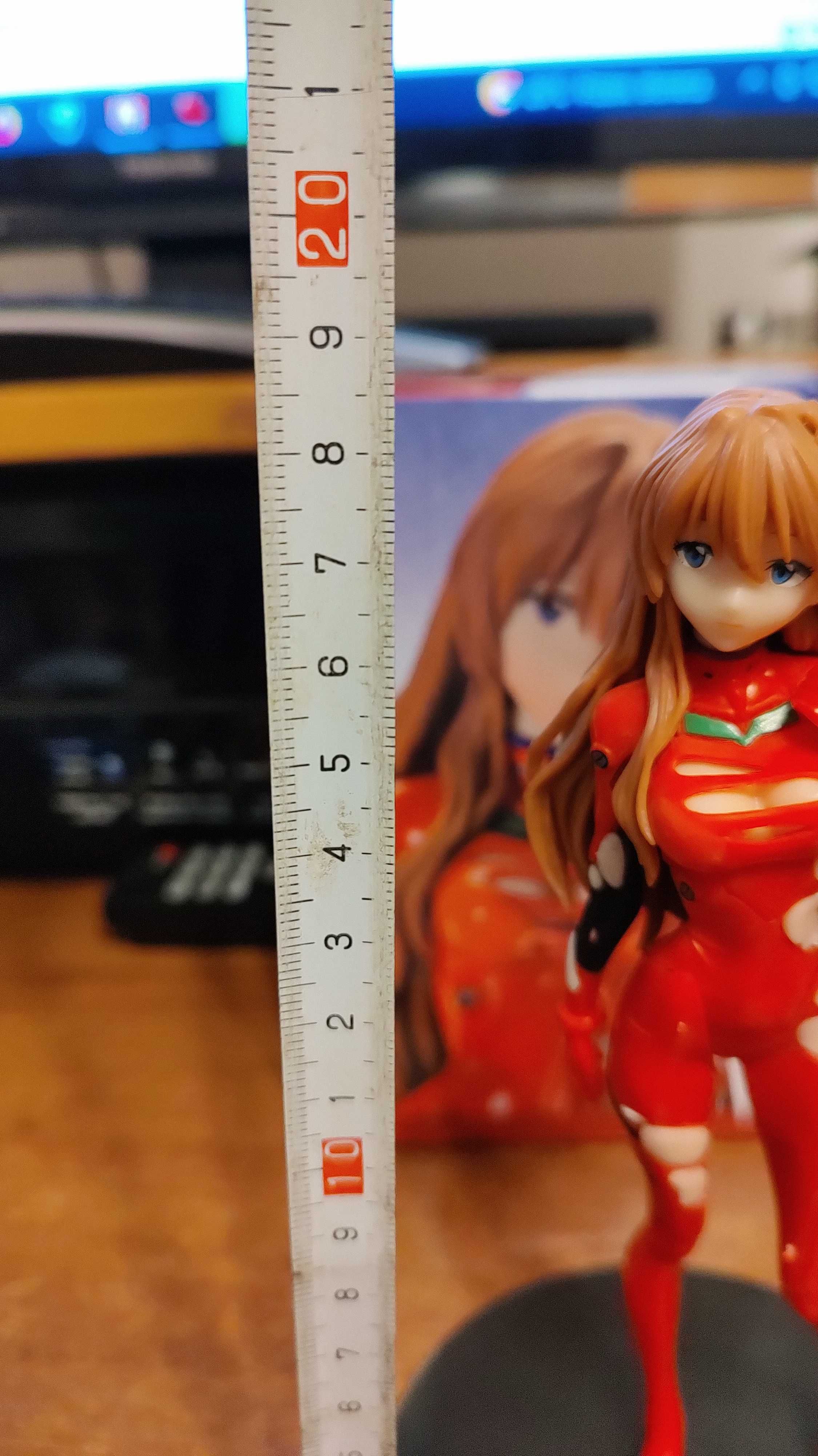 Figurka Asuka z anime Evangelion podarty plugsuit 18cm