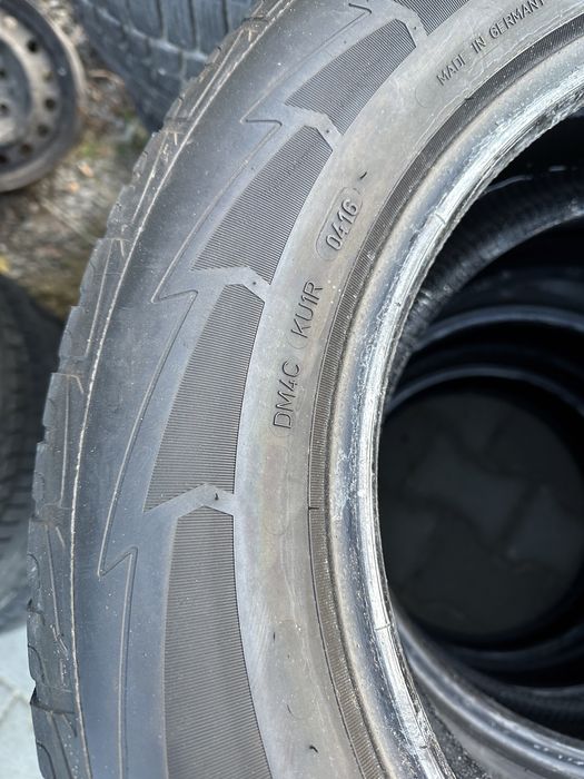 235/60r16 goodyear zima