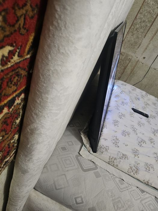 Телевізор LVG бу 50