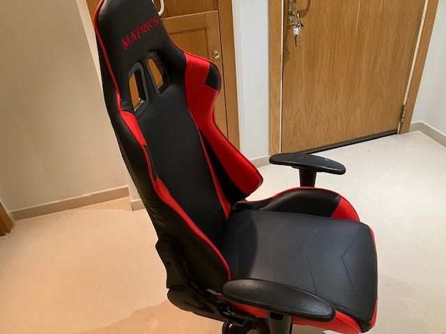 Cadeiras de escritório/gaming