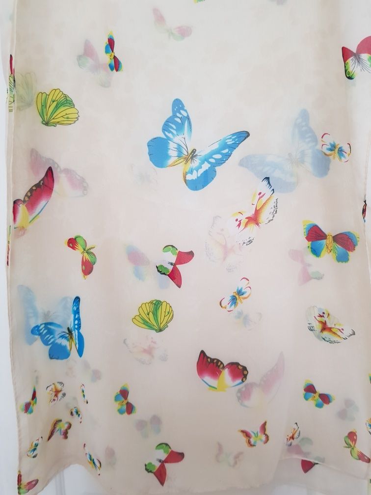 Kolorowe motylki motyle szaliczek szalik szal wiosna lato