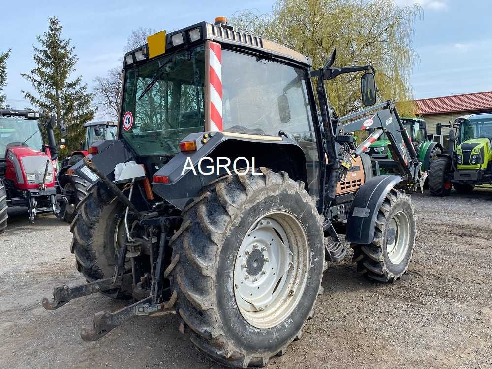 Valtra 6250 HiTech, 2004r z ładowaczem