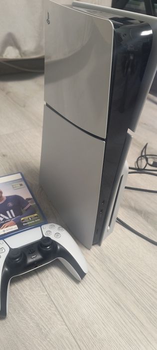 Ps5 slim z napędem