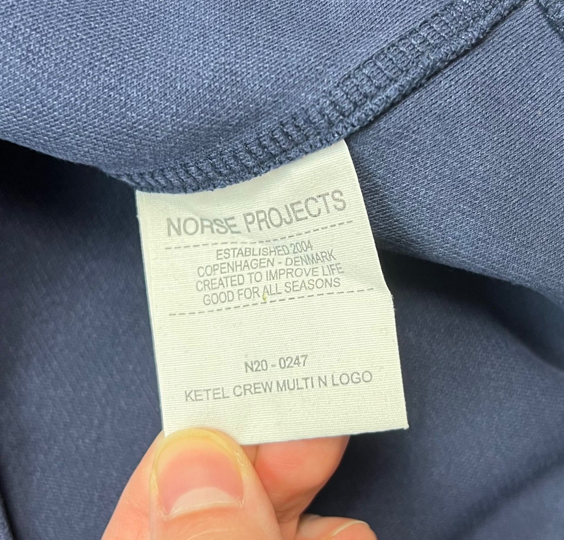 Bluza Norse Project small logo navy