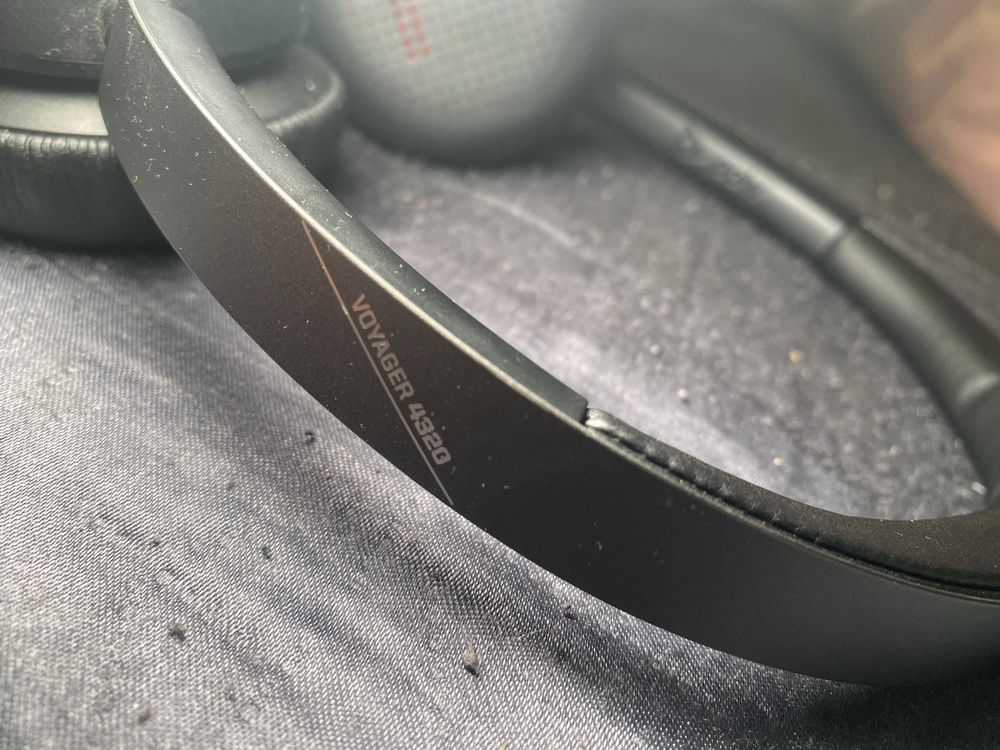 Poly Voyager 4320 UC Headset