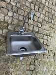 Pio em inox  com torneira churrasqueira