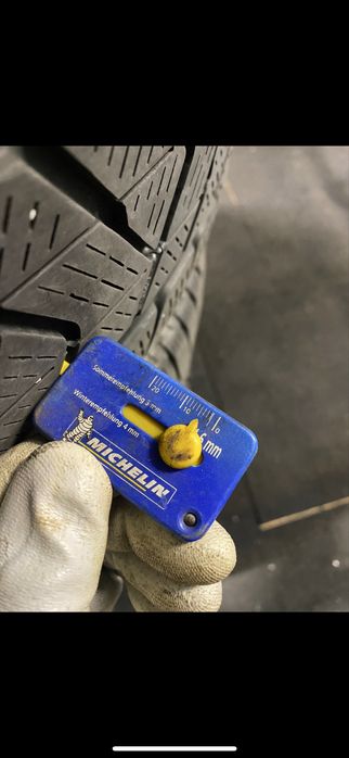 Opony zimowe Pirelli Scottozero 255/45/20