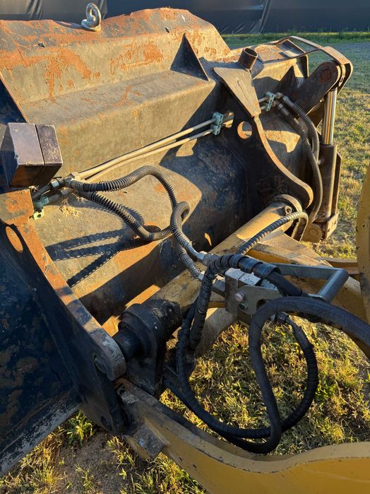 Ładowarka kołowa Caterpillar CAT 906H - 8lat w moim posaidaniu.