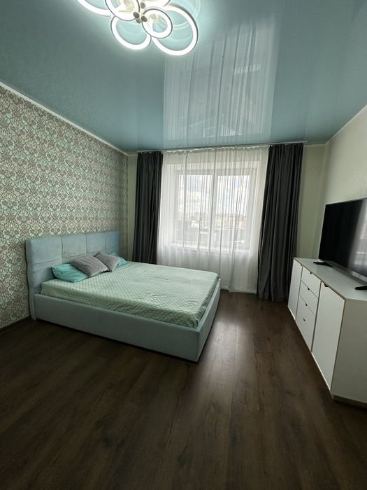 Двостороння 2к з класним ремонтом. ТОРГ! 24255