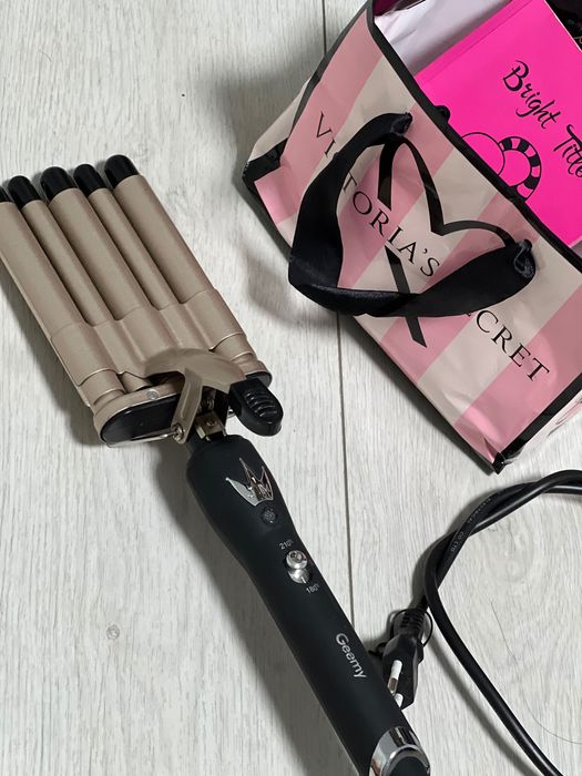 Плойка для хвилястих волос