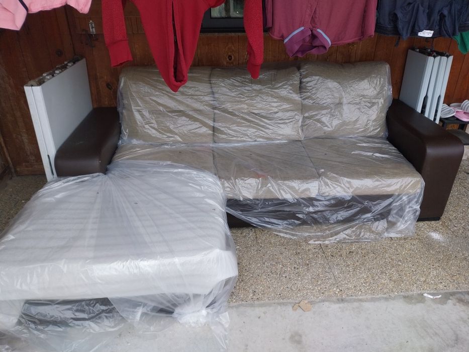 Sofá usado, não entrego, têm que ser levantado no local