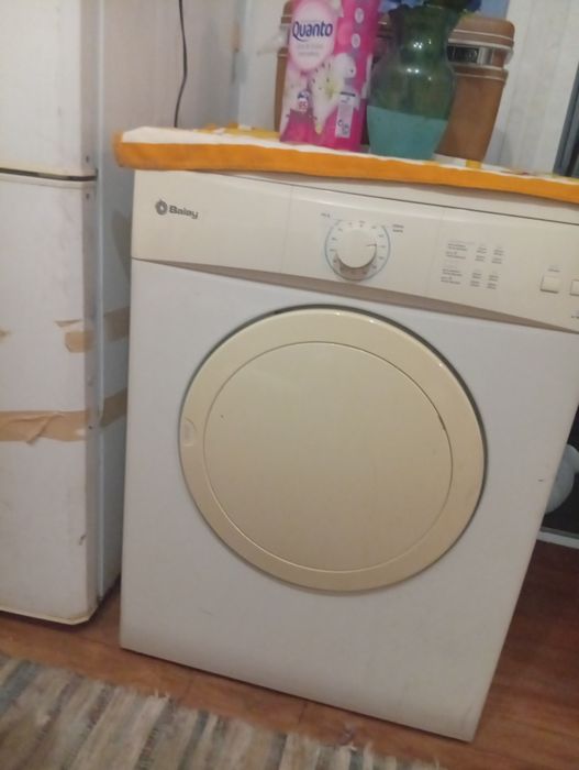 Máquina de secar roupa trabalhar muito bem