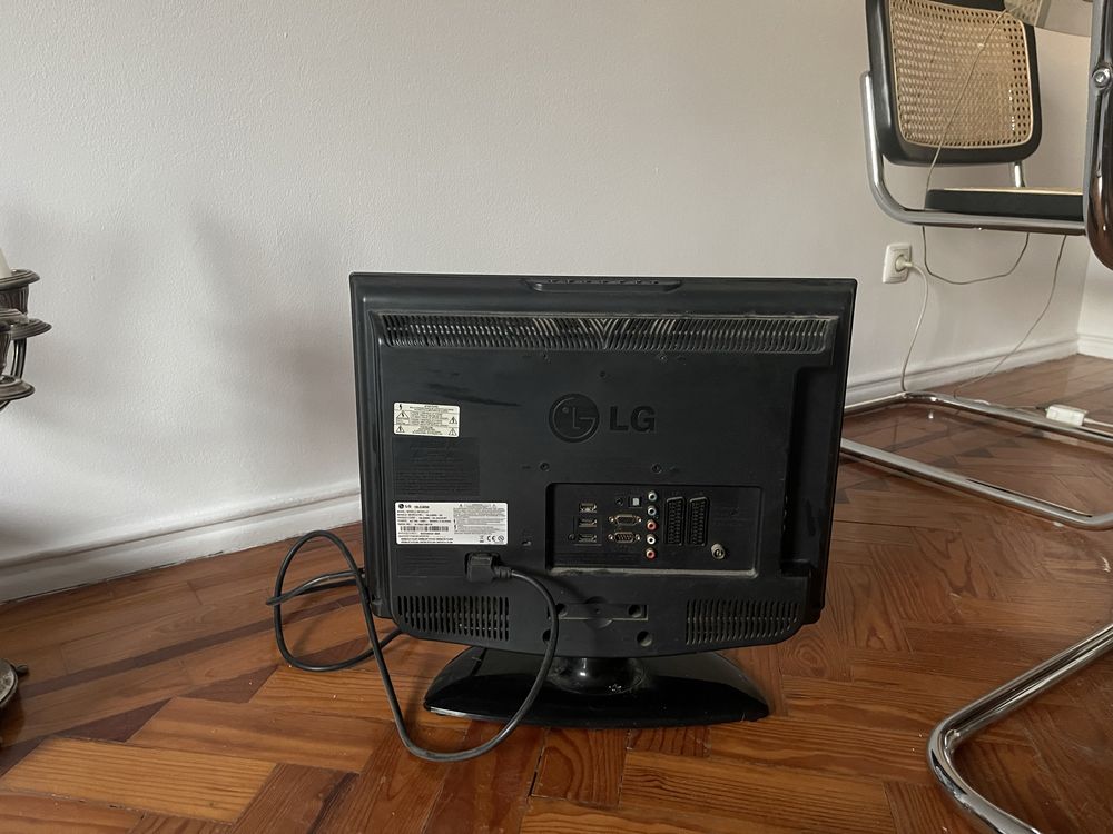 Televisão LG 50cm diâmetro