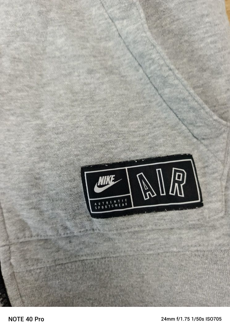 Bluza na zamek Nike