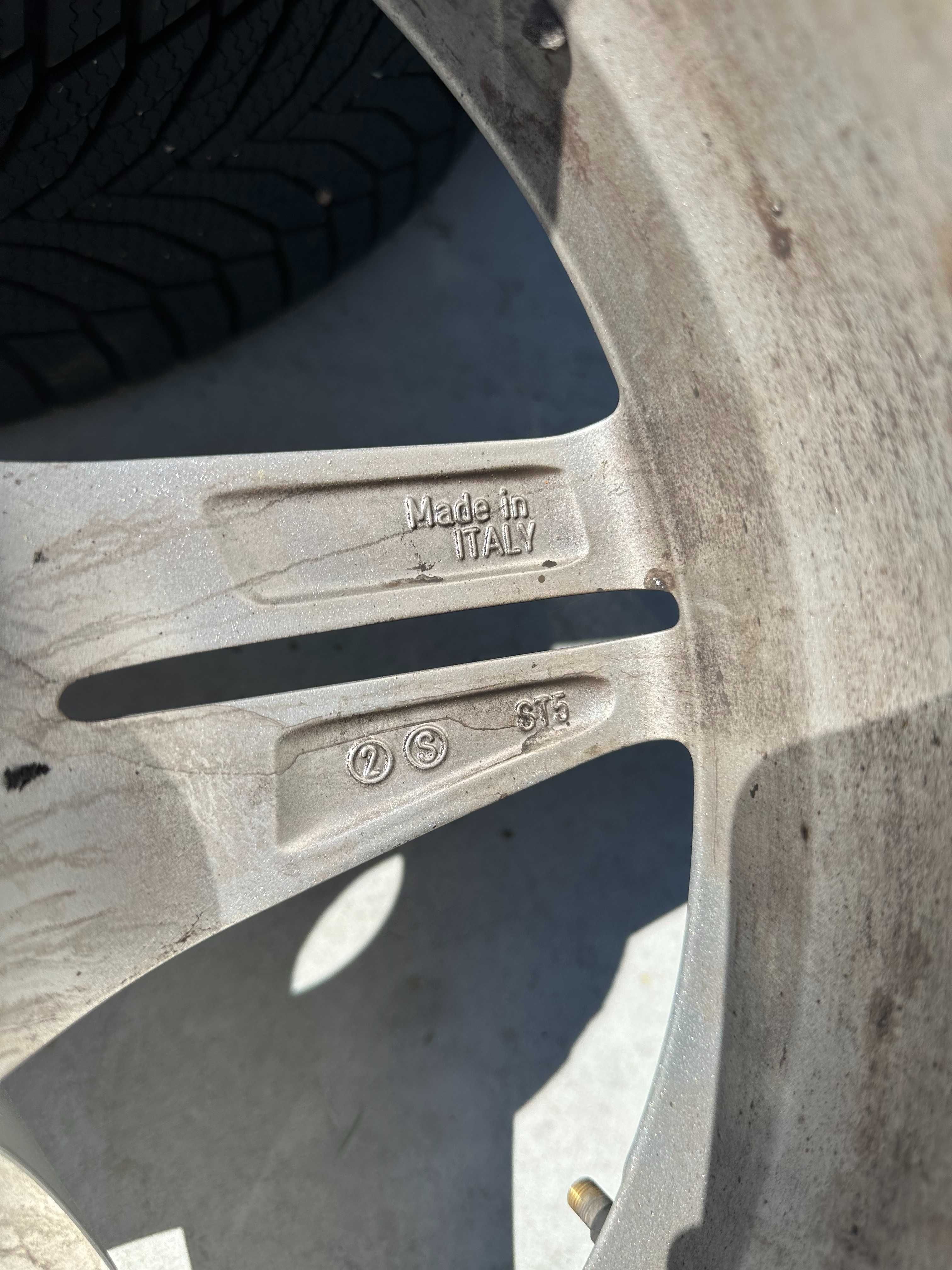 Audi A4 B9 Felga Aluminiowa Et40 8W0