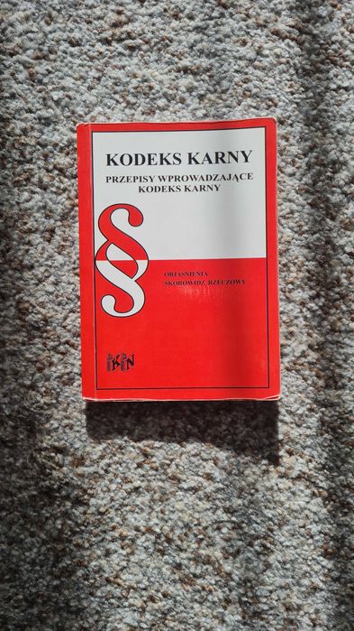 Podręczniki i kodeksy prawne, podręczniki studia