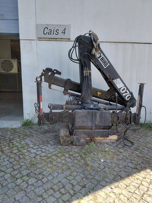 Grua hiab 070 camiao
