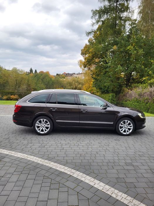 Skoda Superb Salon Polska 170KM