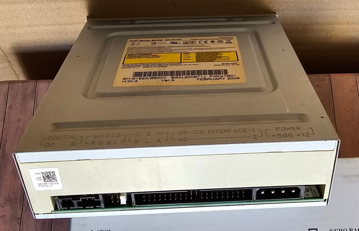 DVD Wiriter Model SH-S162