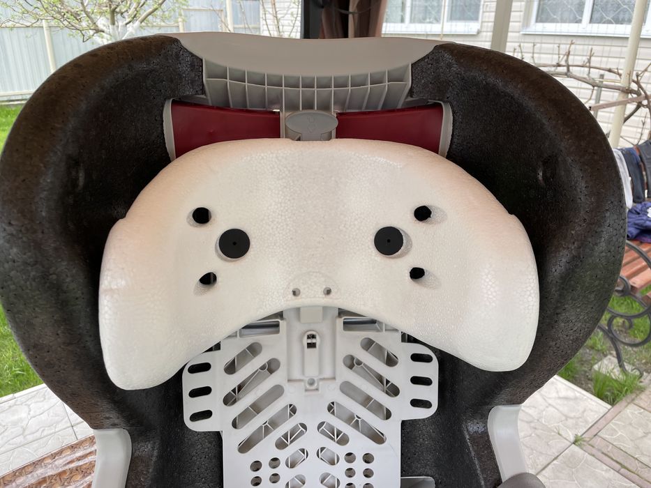 Продам автокрісло BRITAX-ROMER KING II ATS Blue Marble