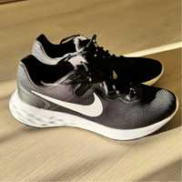 Buty Nike Revolution 6 rozm. 45