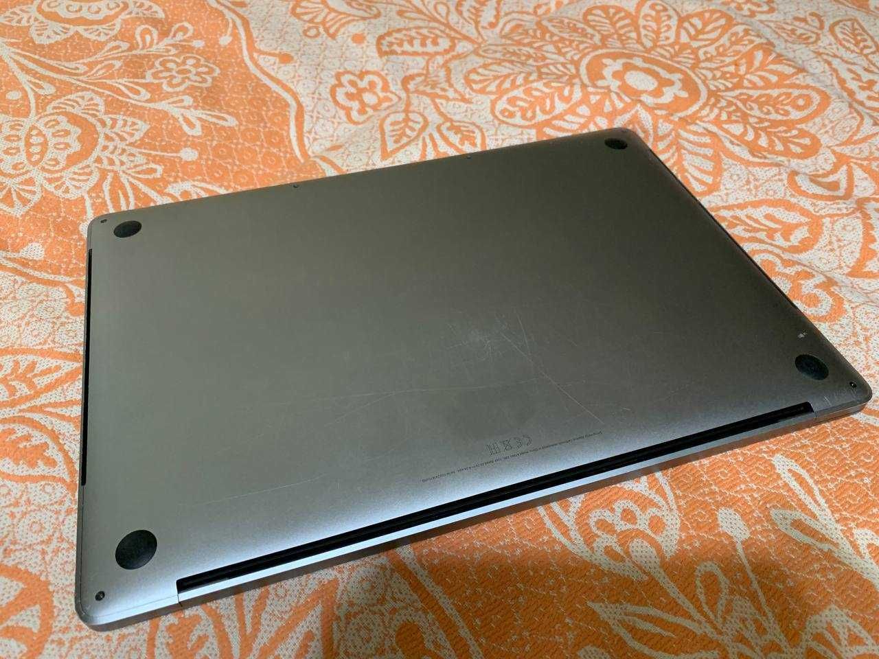 MacBook Pro 15 A1990 2019р
