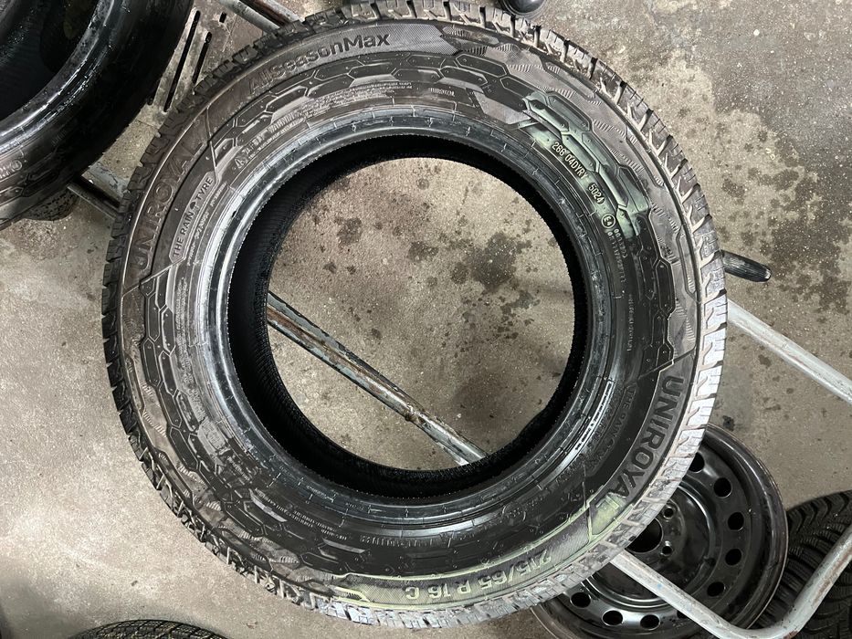 Opony Uniroyal 215/65 R16C 109/107 wielosezonowe 2 sztuki