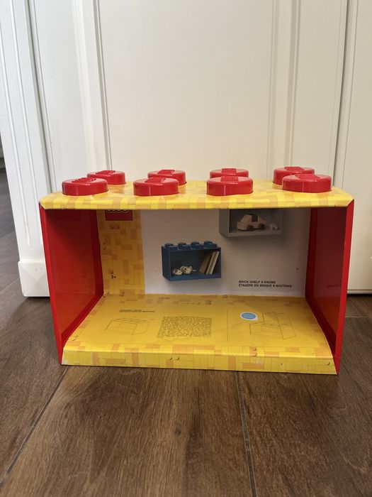 Półka w ształcie klocka lego czerwona
