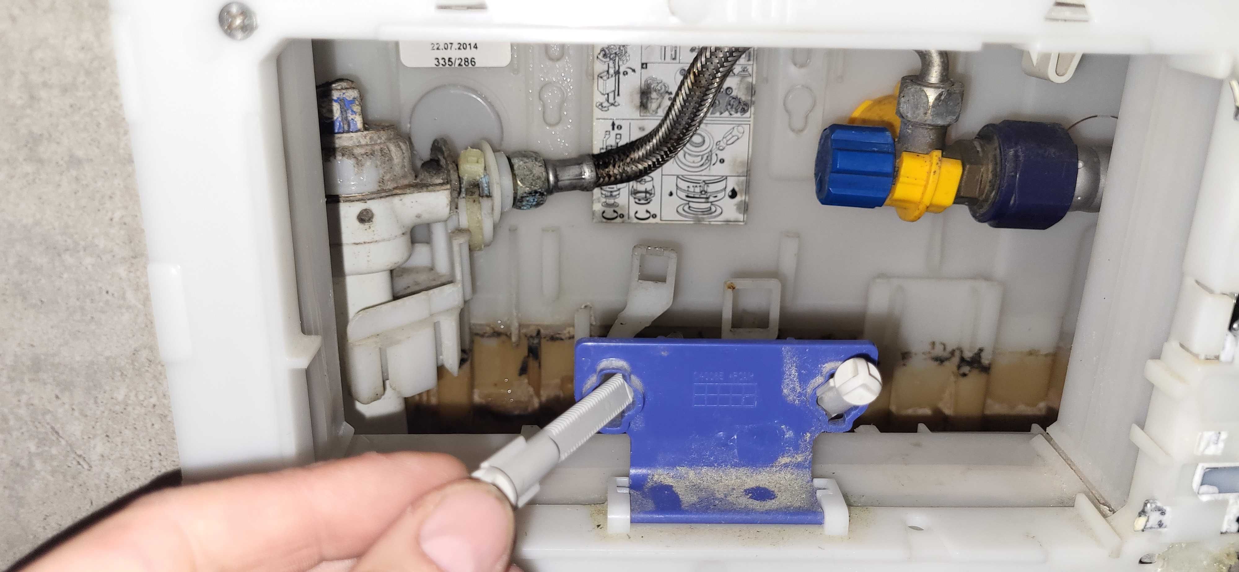 Hydraulik jeszcze dziś naprawa wymiana spłuczki kranu brodzika