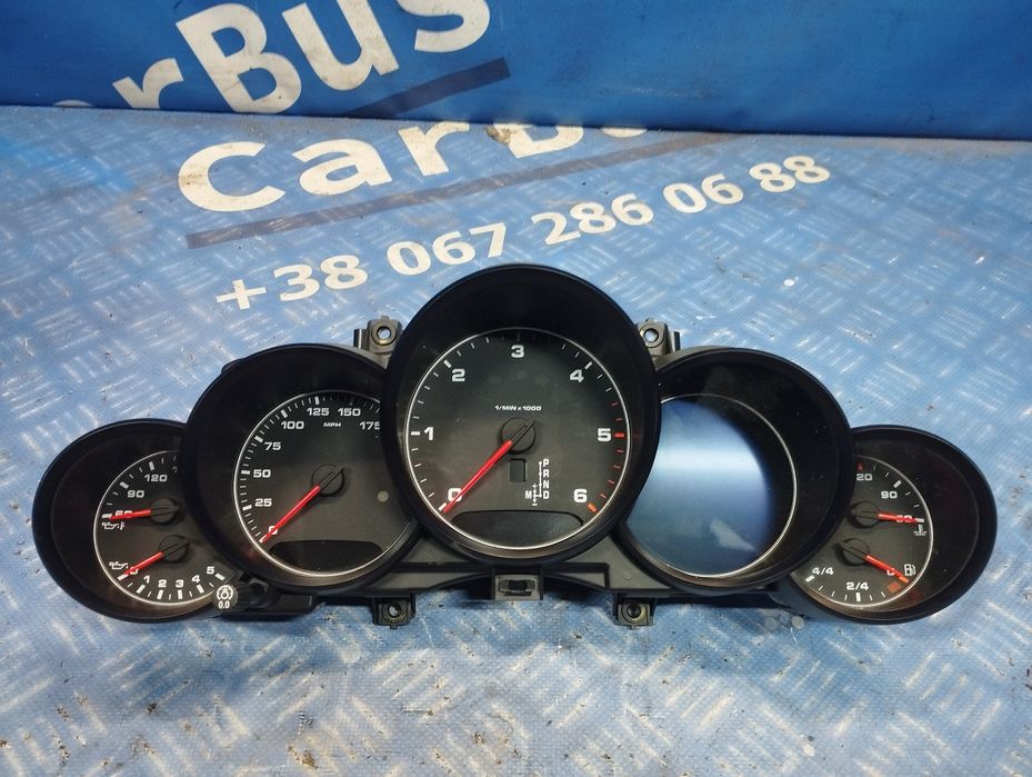 Панель приладова (щиток приладів) Porsche Cayenne 958  Порш Каєн