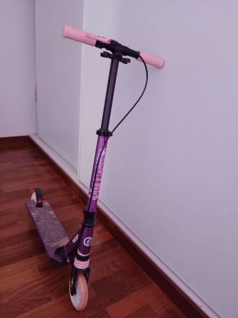 Trotinete de menina