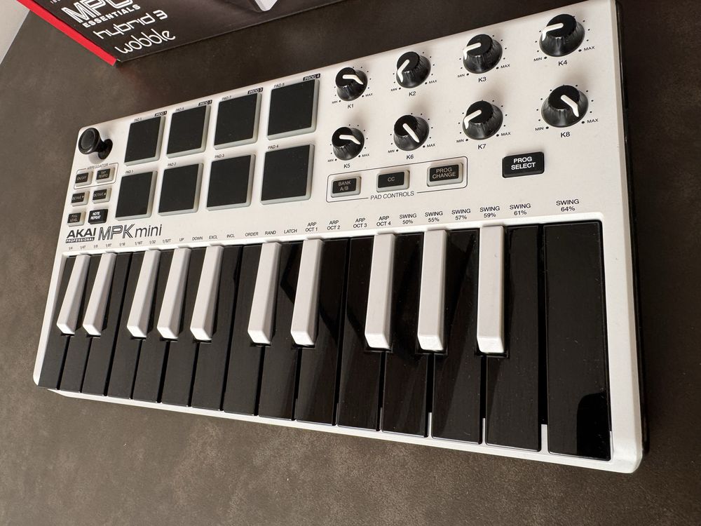 Akai MPK mini MK2