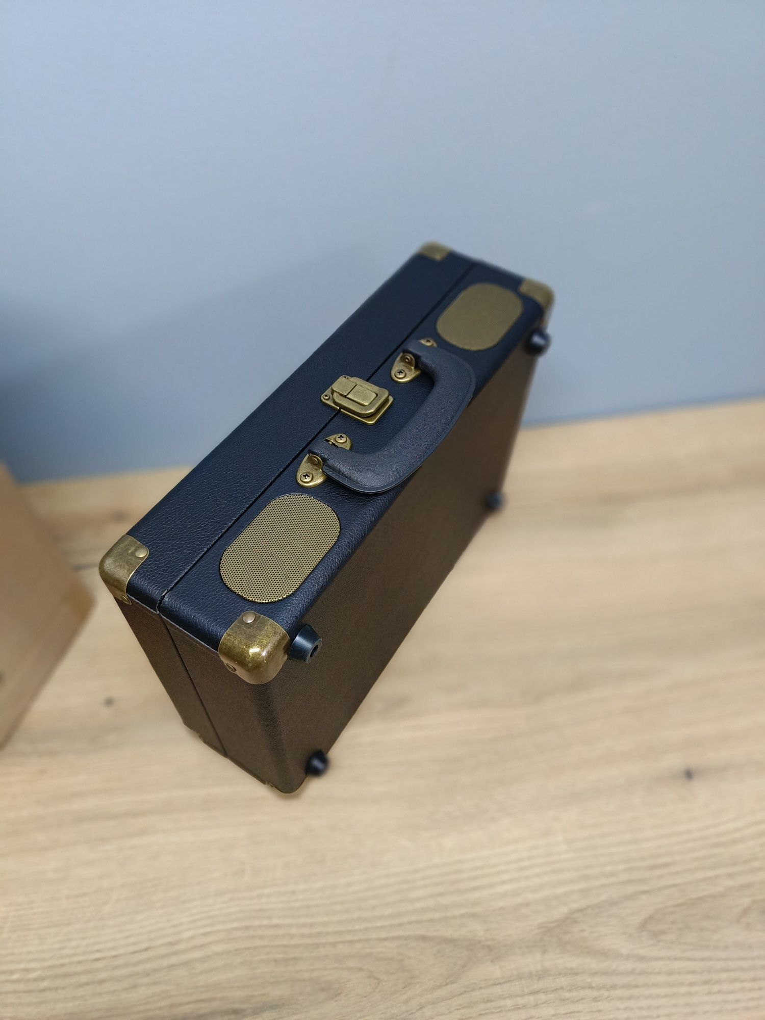 Gramofon plyt winylowych retrolife walizka bluetooth