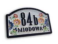 Tabliczka adresowa ceramiczna. Numer, numery na dom. Szyld reklamowy.