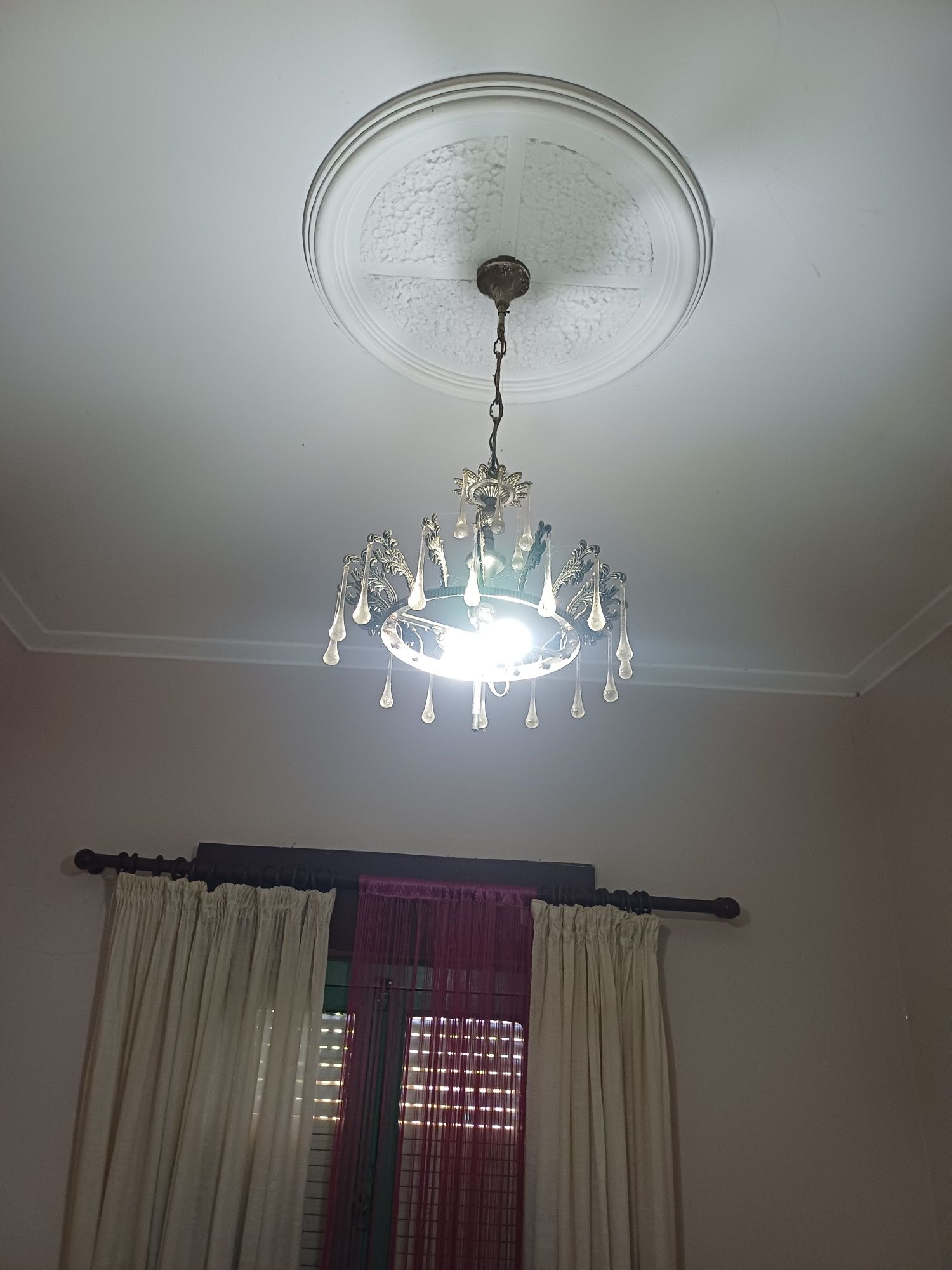 Quarto aluguer .