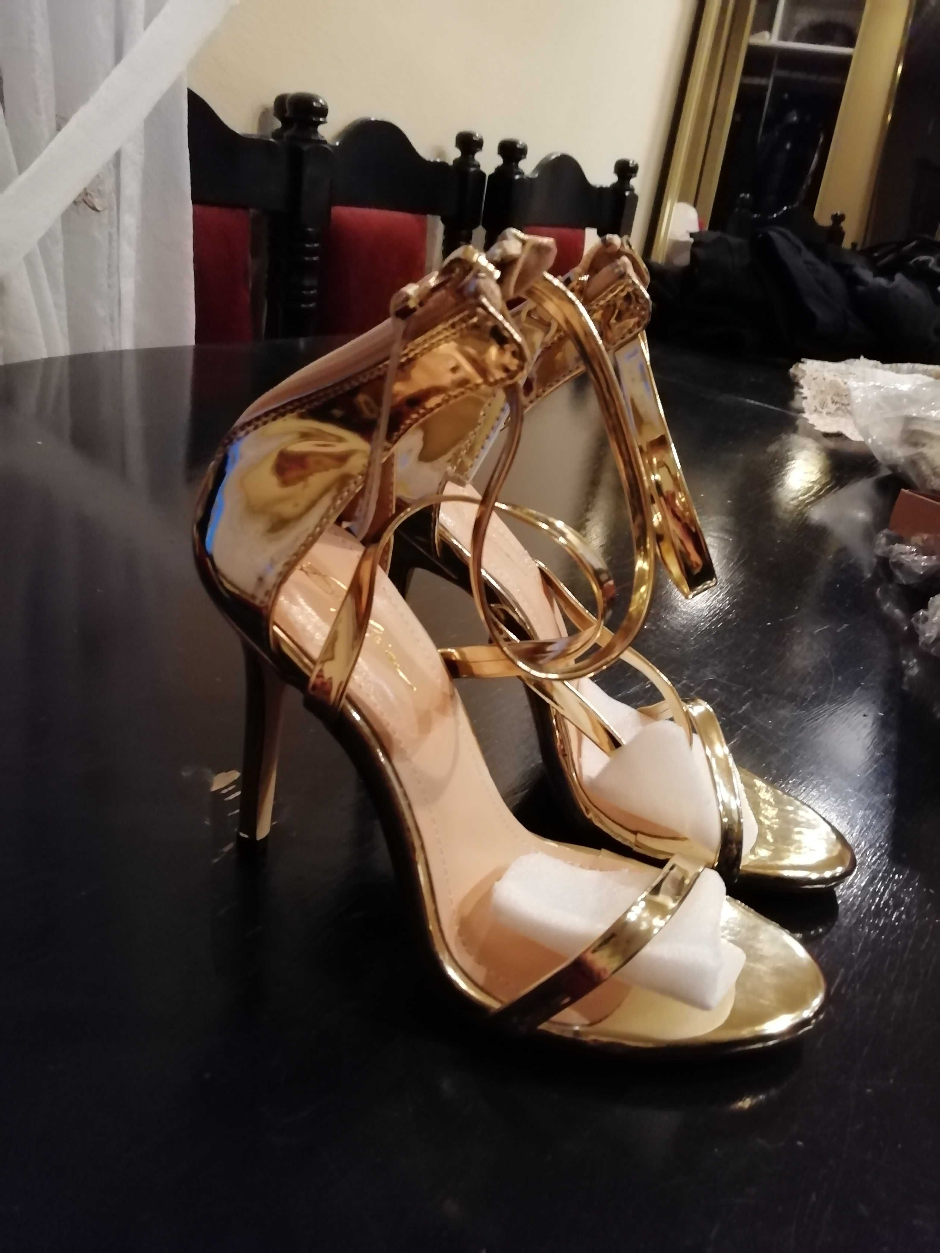 buty szpilki eleganckie MISSGUIDED
