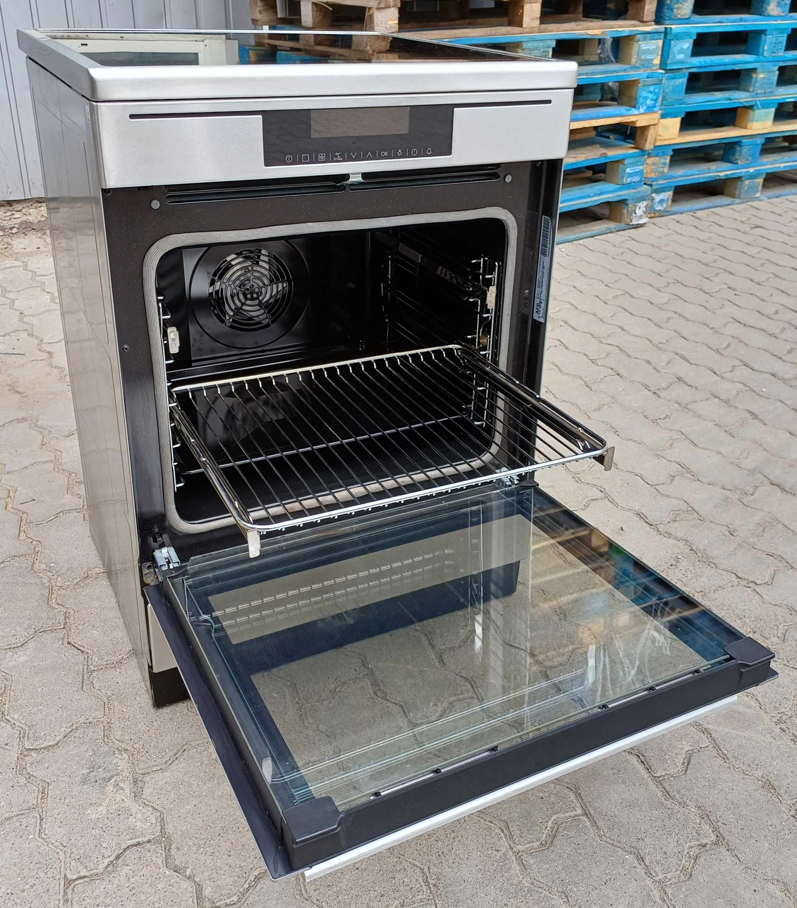Индукционна кухонная плита 60см AEG 69476IU-MN Pyroluxe Plus пиролиз