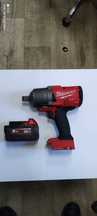 Klucz udarowy Milwaukee 3/4”  m18 onefhiwf34 z baterią 5.0 Ah