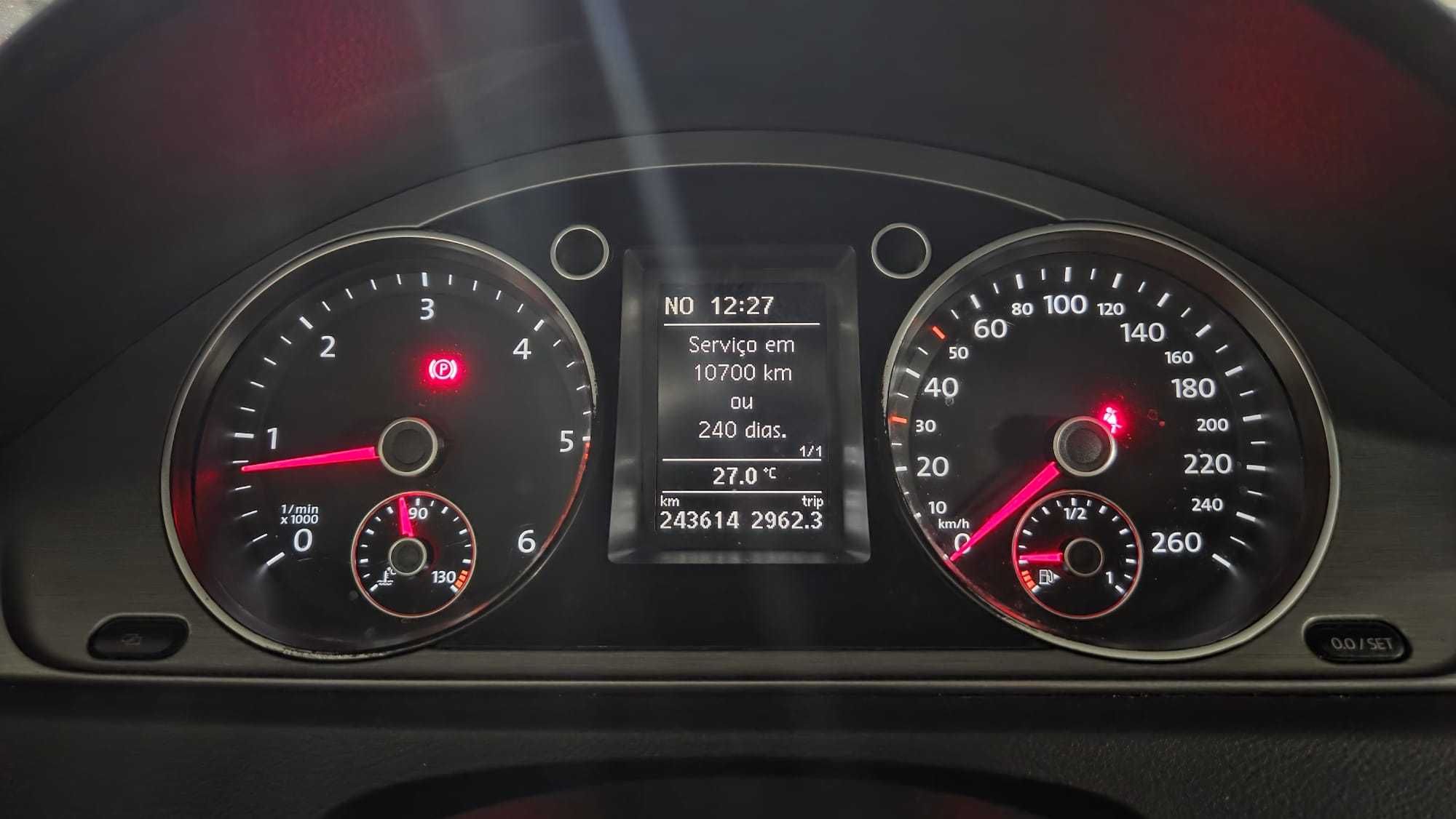VW PASSAT Confortline Bluemotion