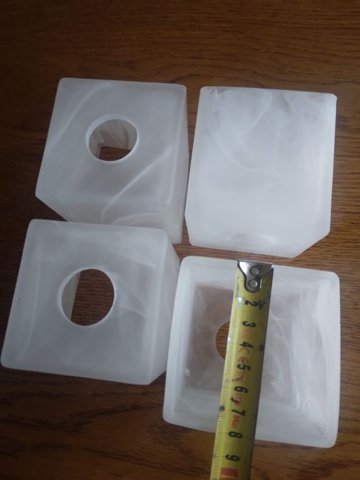 Klosz lampy, szkło mleczne x 4
