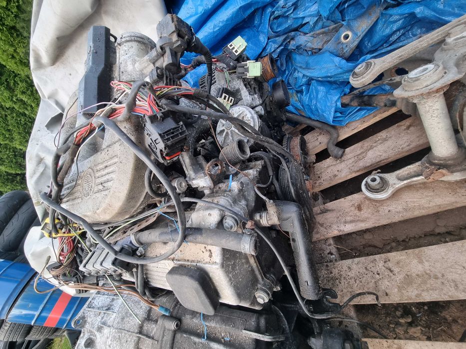 Silnik m43b18 stan bdb BMW e36