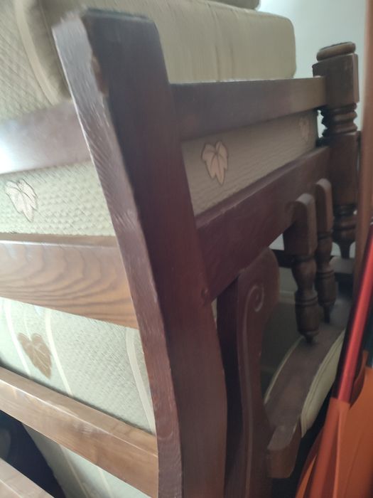 Conjunto de sofás 2 pequenos 1 sofá cama