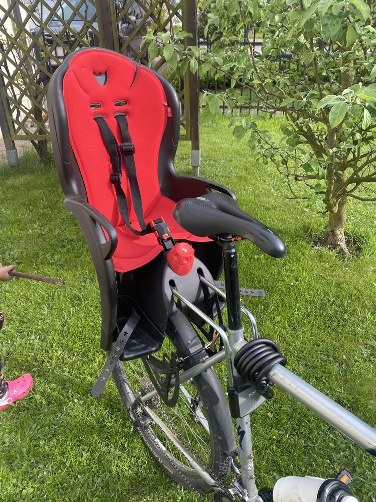 Fotelik rowerowy dla dziecka Hamax sleepy kask bobike