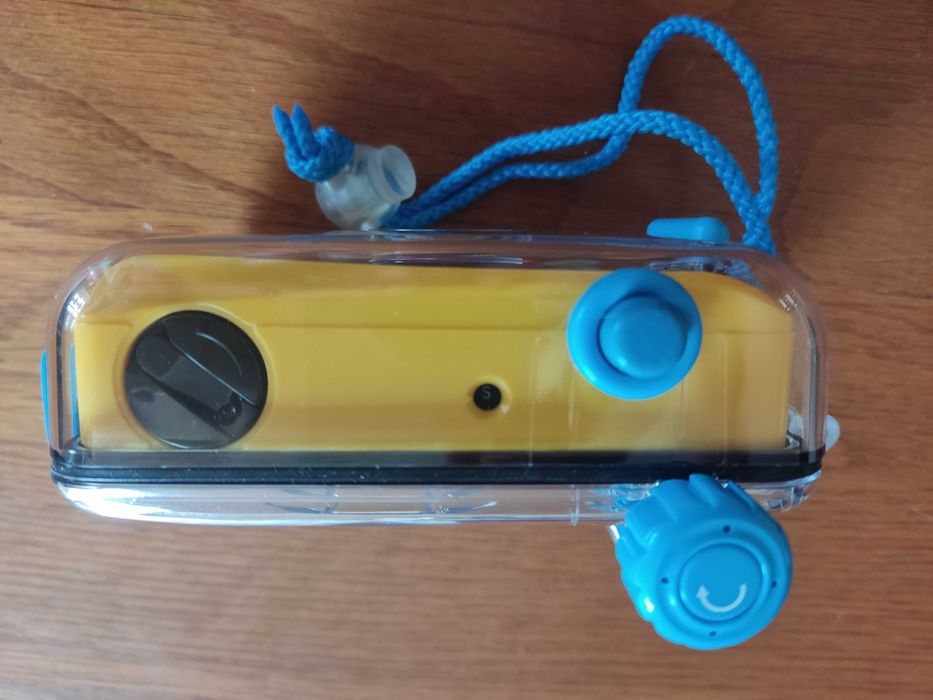 Máquina fotográfica à prova de água - NOVA