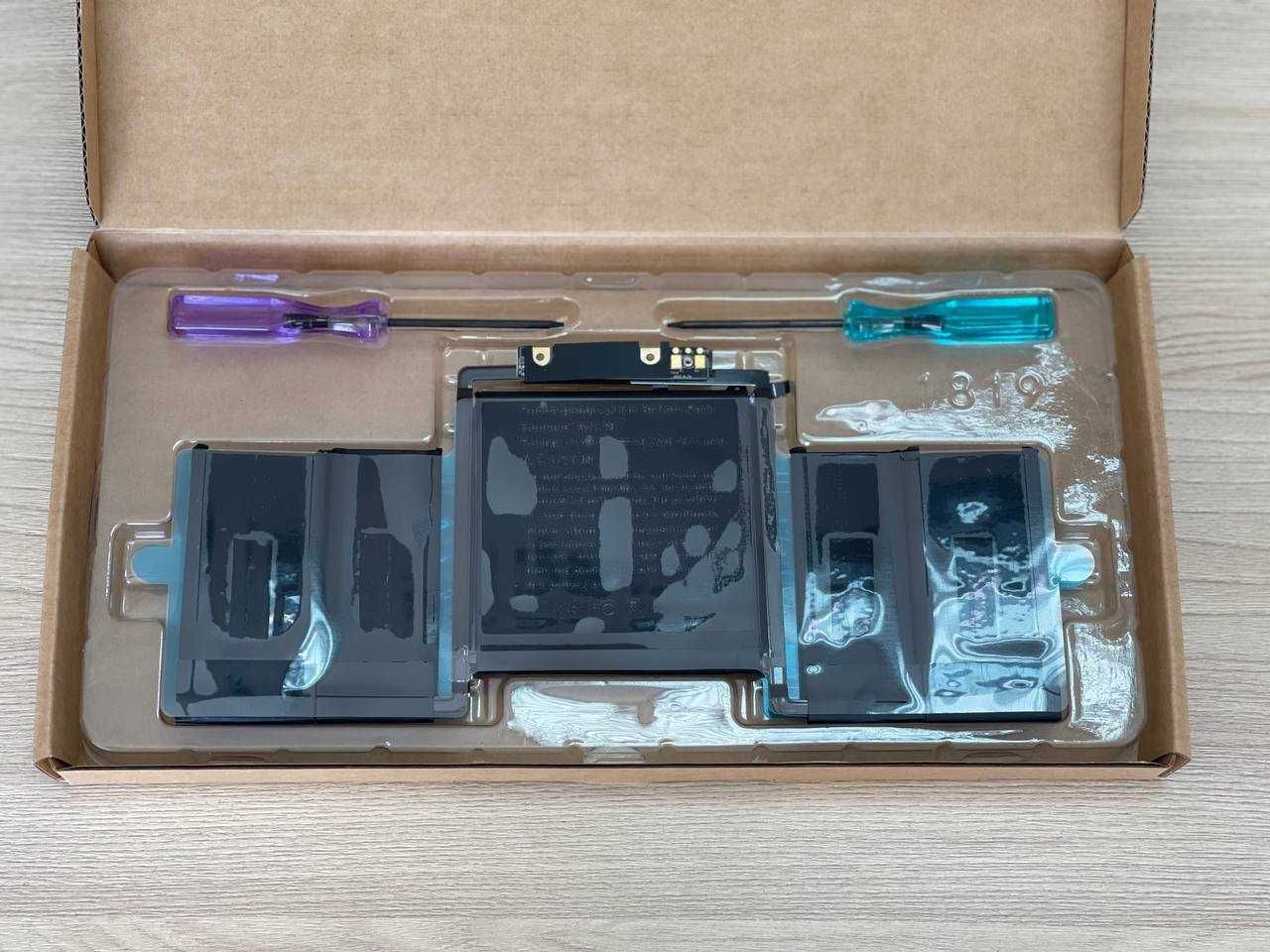Батарея / Аккумулятор A1819 MacBook Pro Retina 13" A1706 / 2016-2017