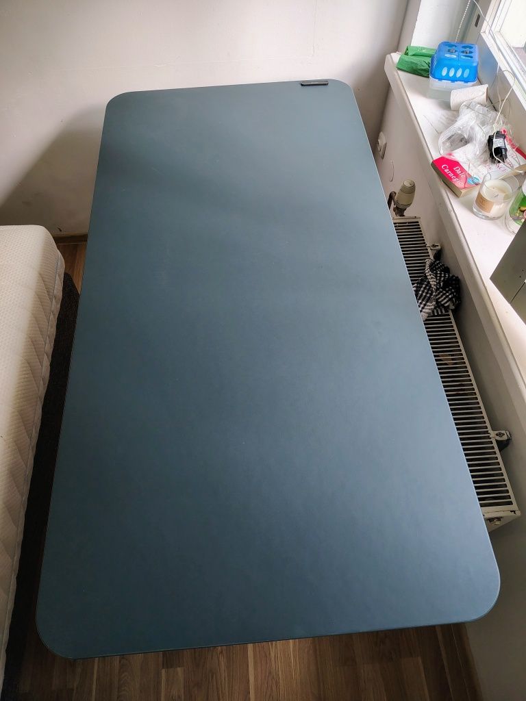 Biurko IKEA bekant 19240 niebieskie 160x80 jak nowe !