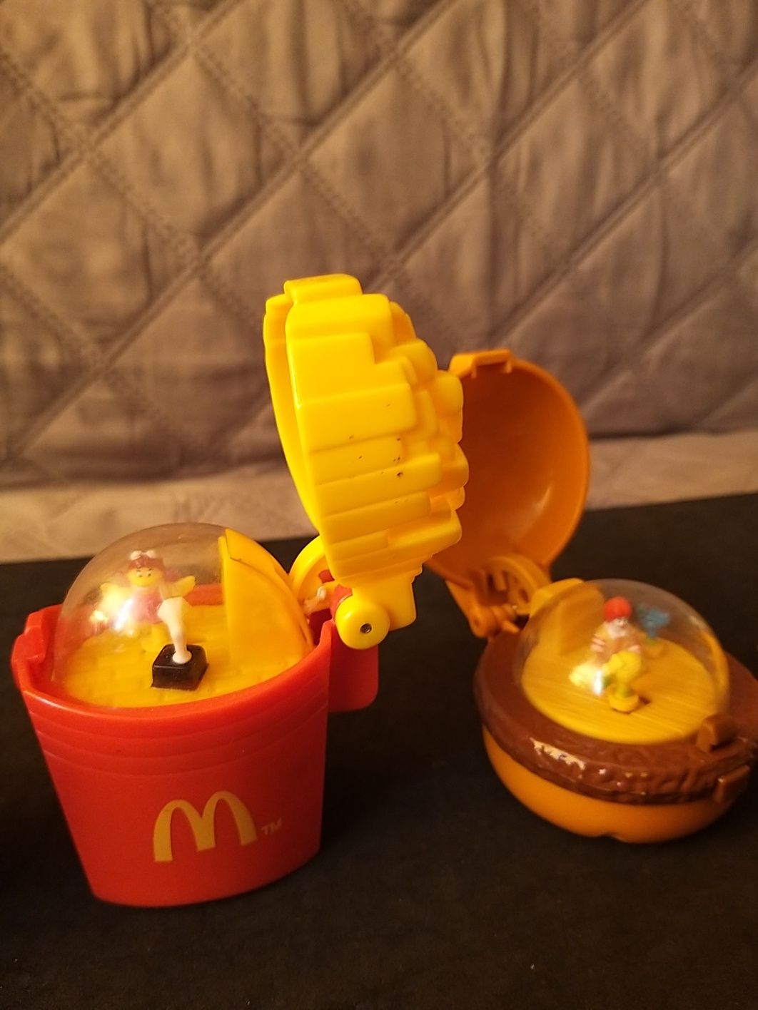 Figurki McDonald's lata 90.